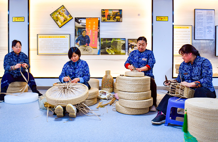 雄安“創富工坊”：從“廢料”到“搖錢草”